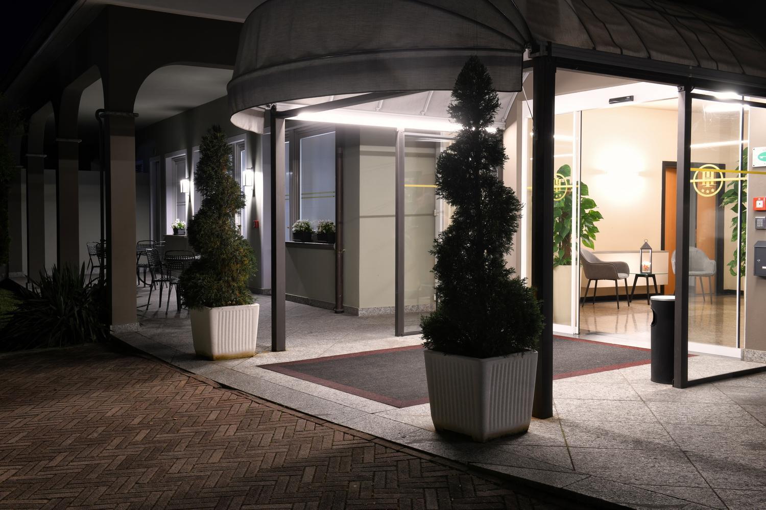 Hotel Internazionale Domodossola Exteriér fotografie