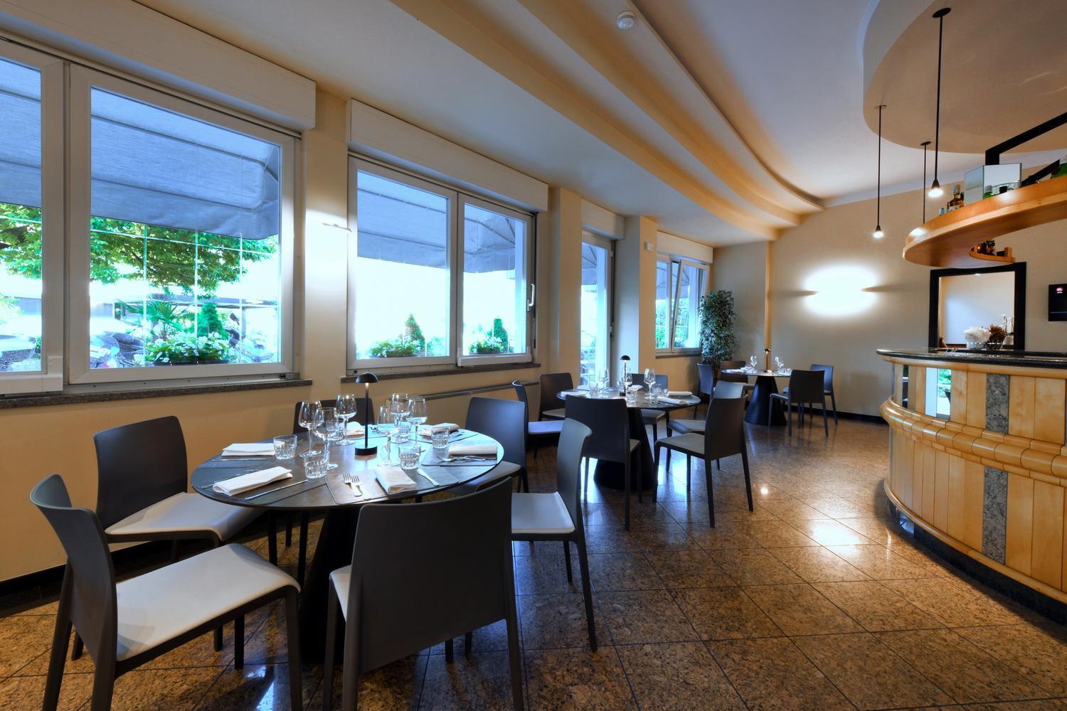 Hotel Internazionale Domodossola Exteriér fotografie