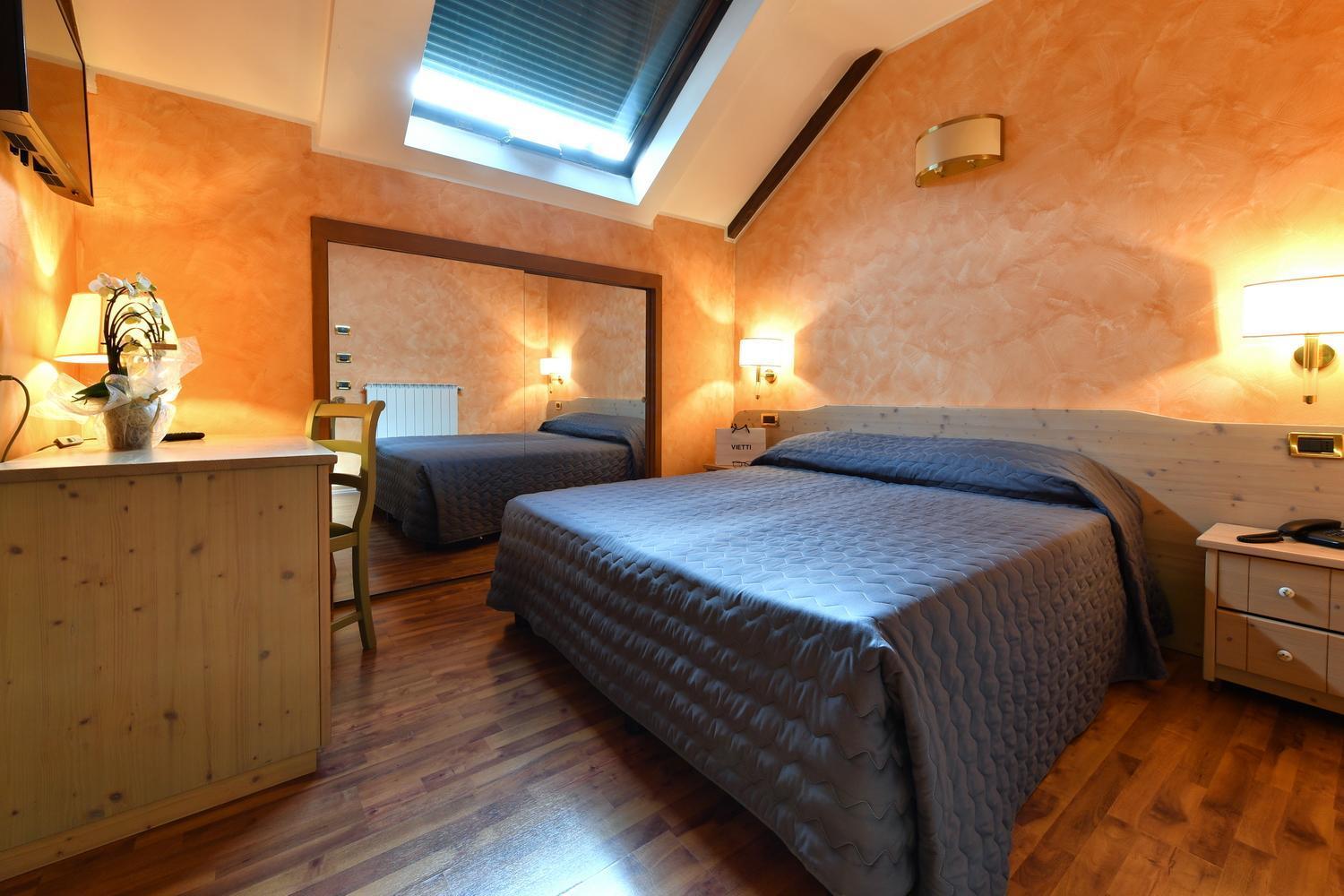 Hotel Internazionale Domodossola Exteriér fotografie